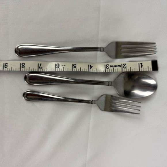 15 pc Pfaltzgraff Stainless Steel Allure 10 Tablespoons 2 Salad Forks 3 Forks - Picture 6 of 13